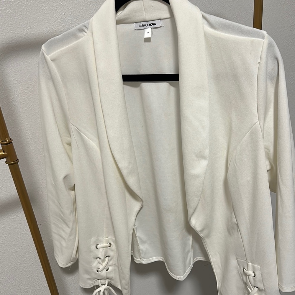 Ivory Woman White Jacket